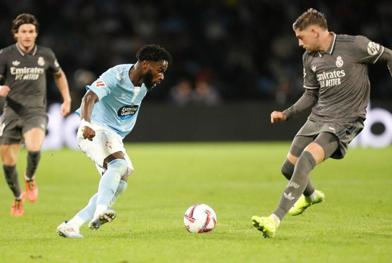 Bamba recorta ante Valverde..jpg