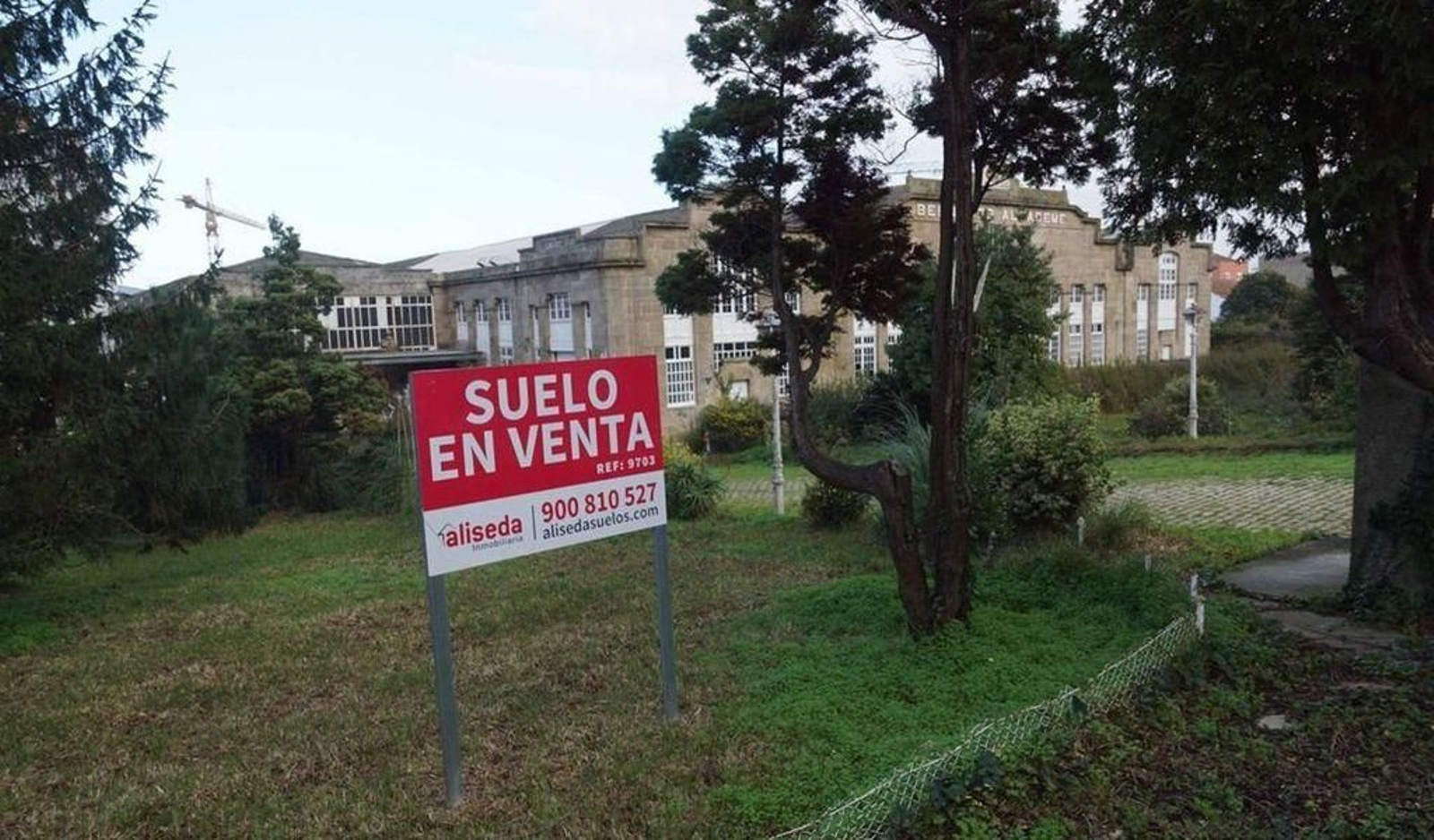 El llamativo cartel de venta colocado por la firma propietaria a finales de 2019.