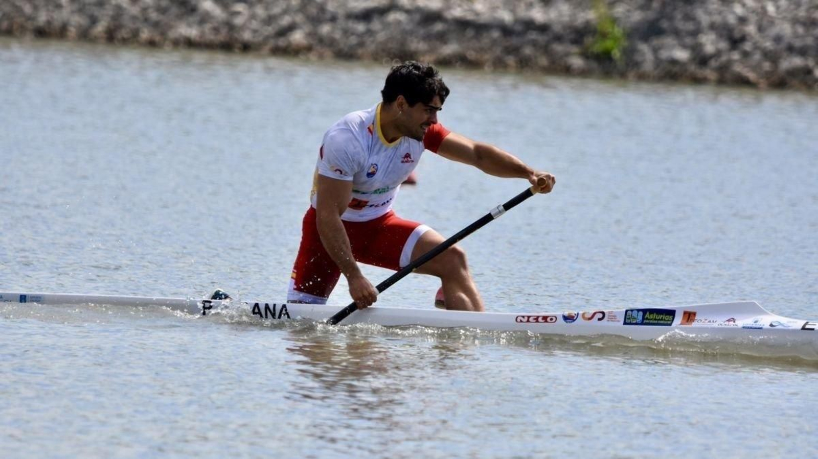 El cangués Pablo Graña ganó con suficiencia su serie y apunta a luchar por las medallas en el C1 200.