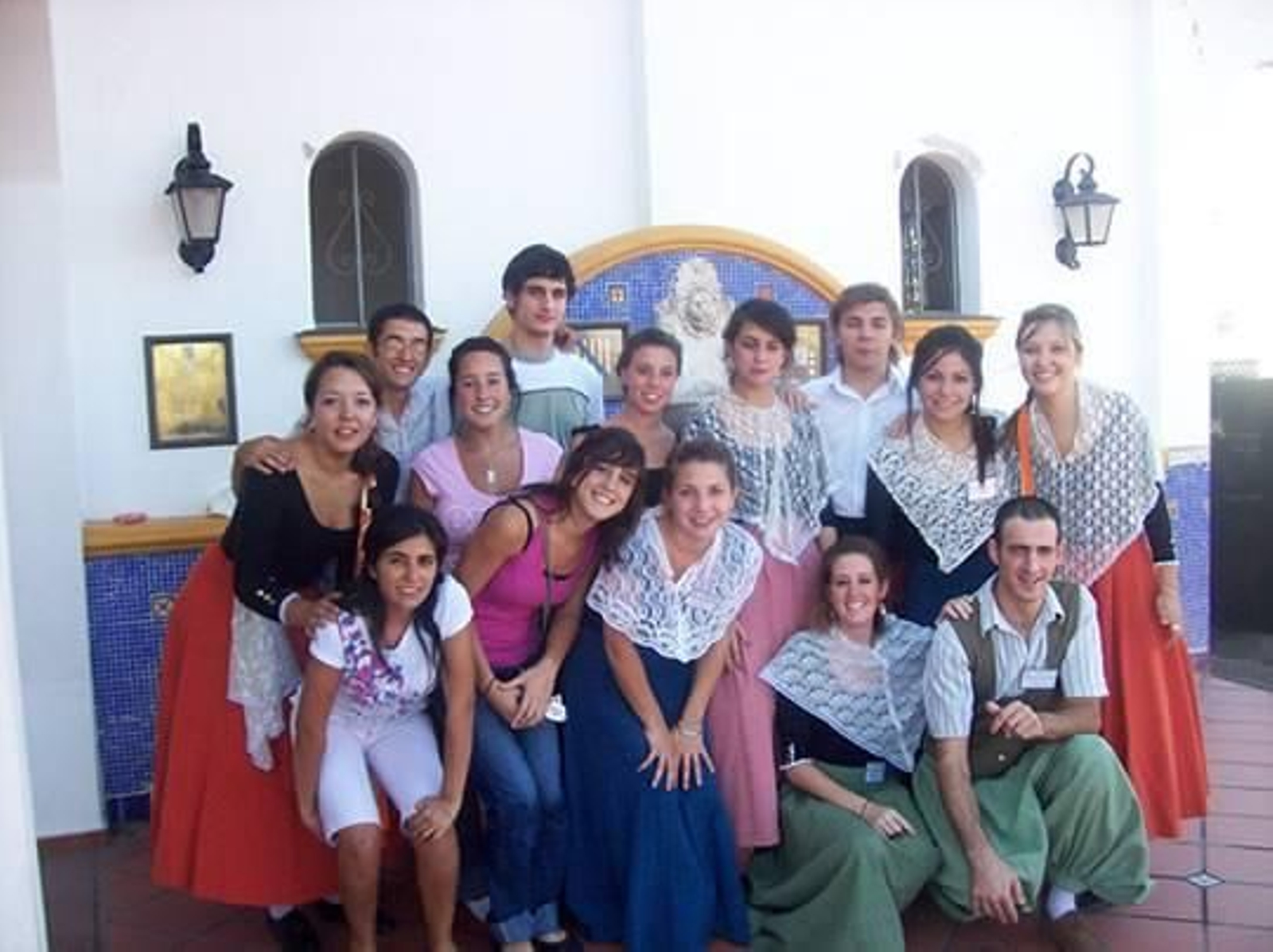 Jóvenes de la colonia balear en Mendoza.