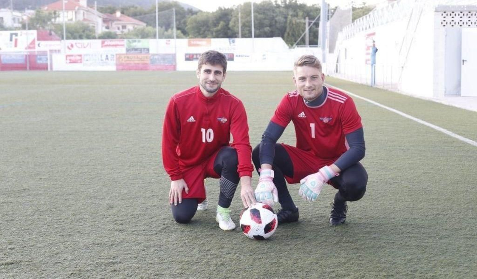 Mauro y el guardameta Martín continuarán en el Alondras.