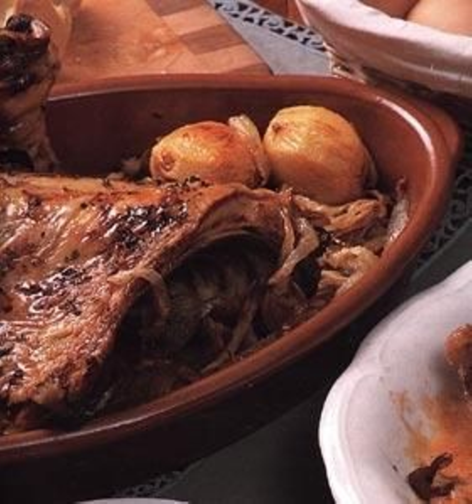 Gran afluencia de público en Tolosa para degustar el cordero lechal.