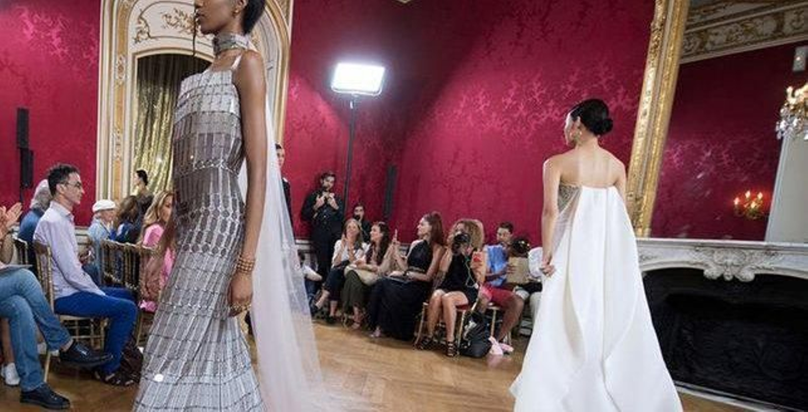 Un momento del desfile celebrado en París