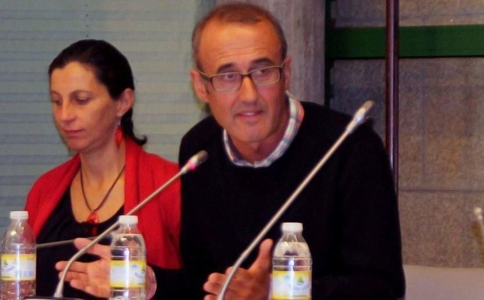 El alcalde Juan González