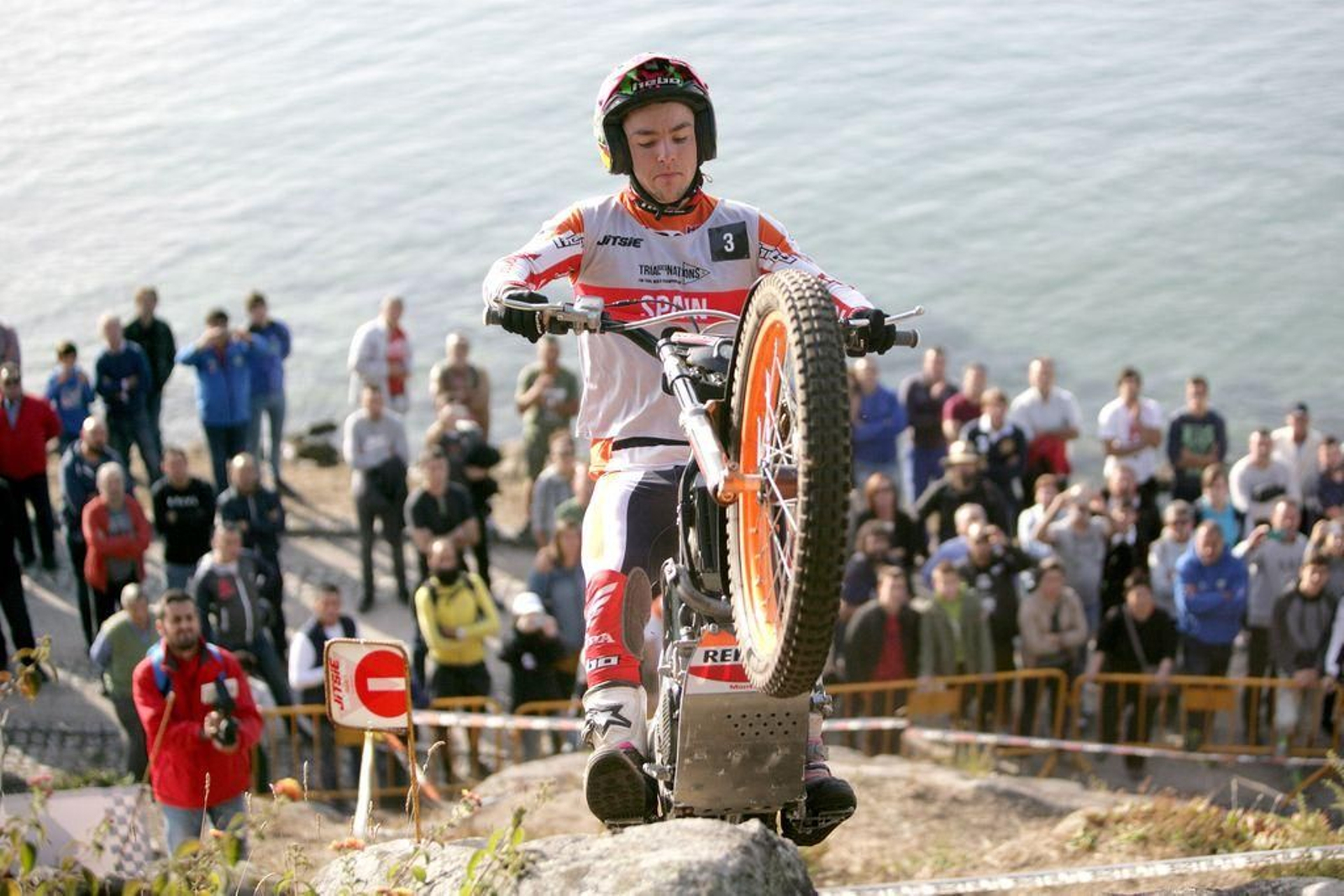 El espectacular Trial de Baiona, puntuable para el Campeonato de España, quedó suspendido ayer sin nueva fecha de celebración.