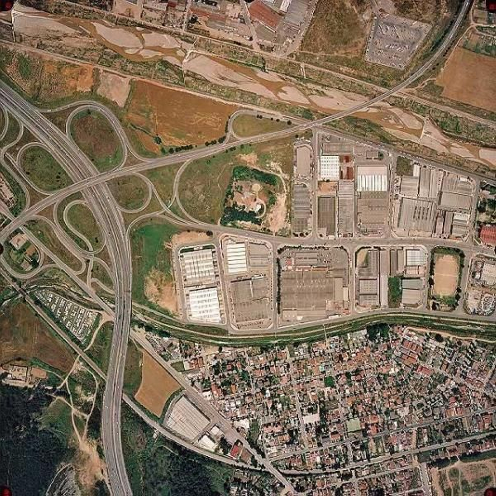 Vista aérea de la localidad de Montcada.