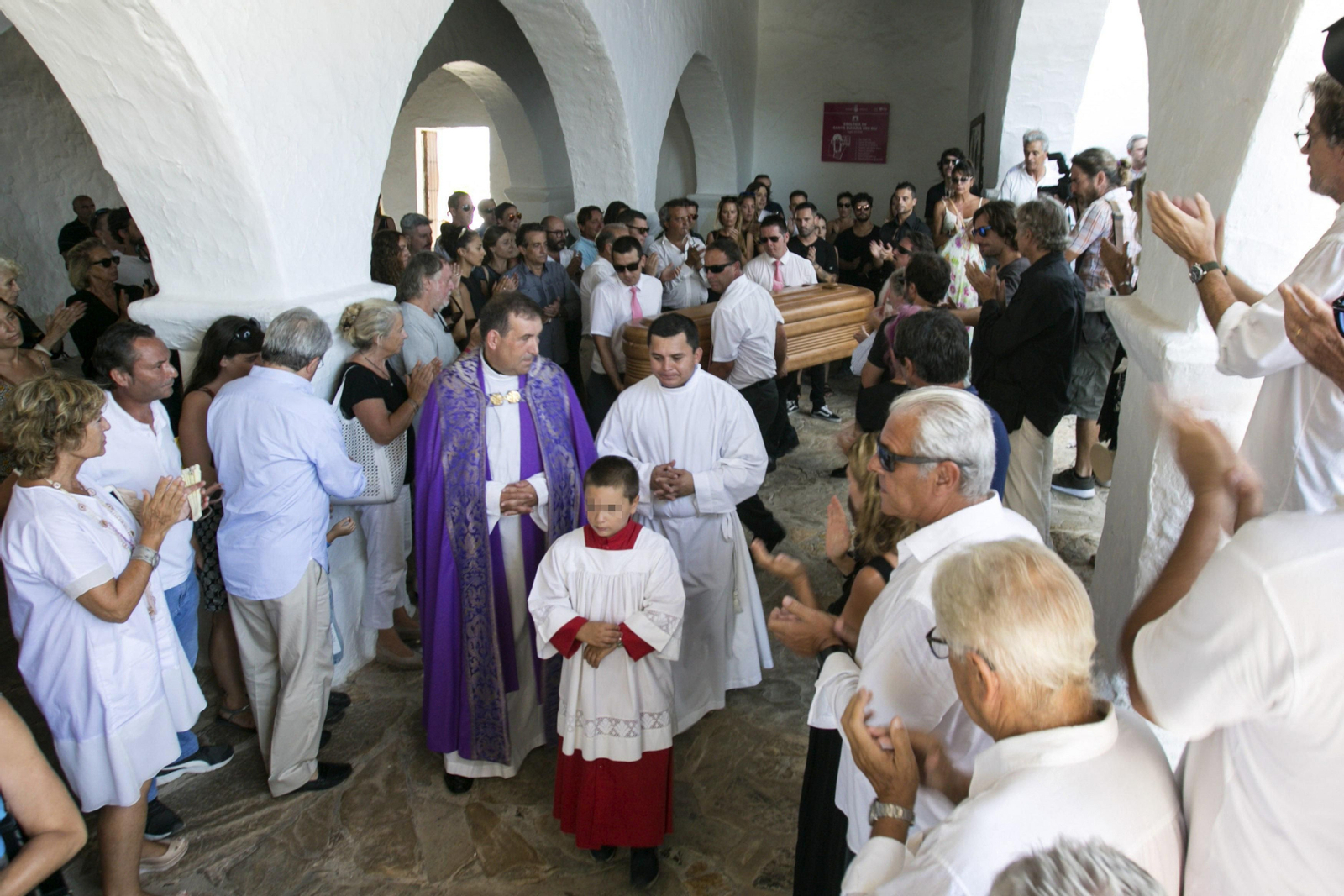 La misa se ofició en la iglesia de Santa Eulària, localidad en la que vivía Nieto.