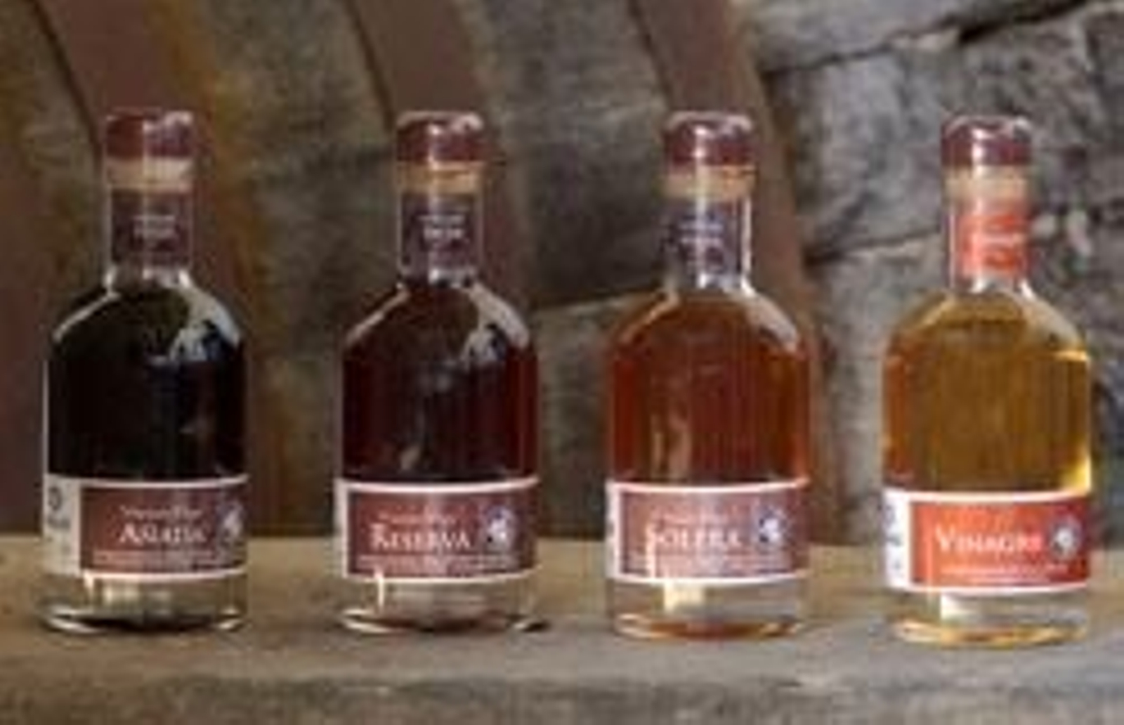 Botellas de vinagre de la D.O. Condado de Huelva.