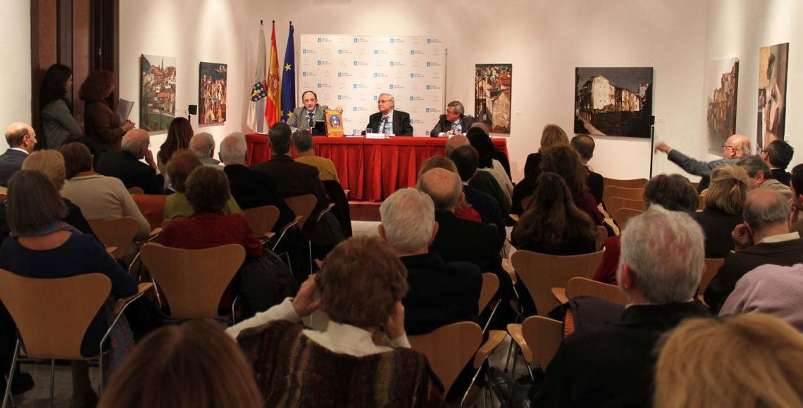 Conferencia  escritor lucense Federico Fernández de Buján Fernández sobre los Reyes Magos.