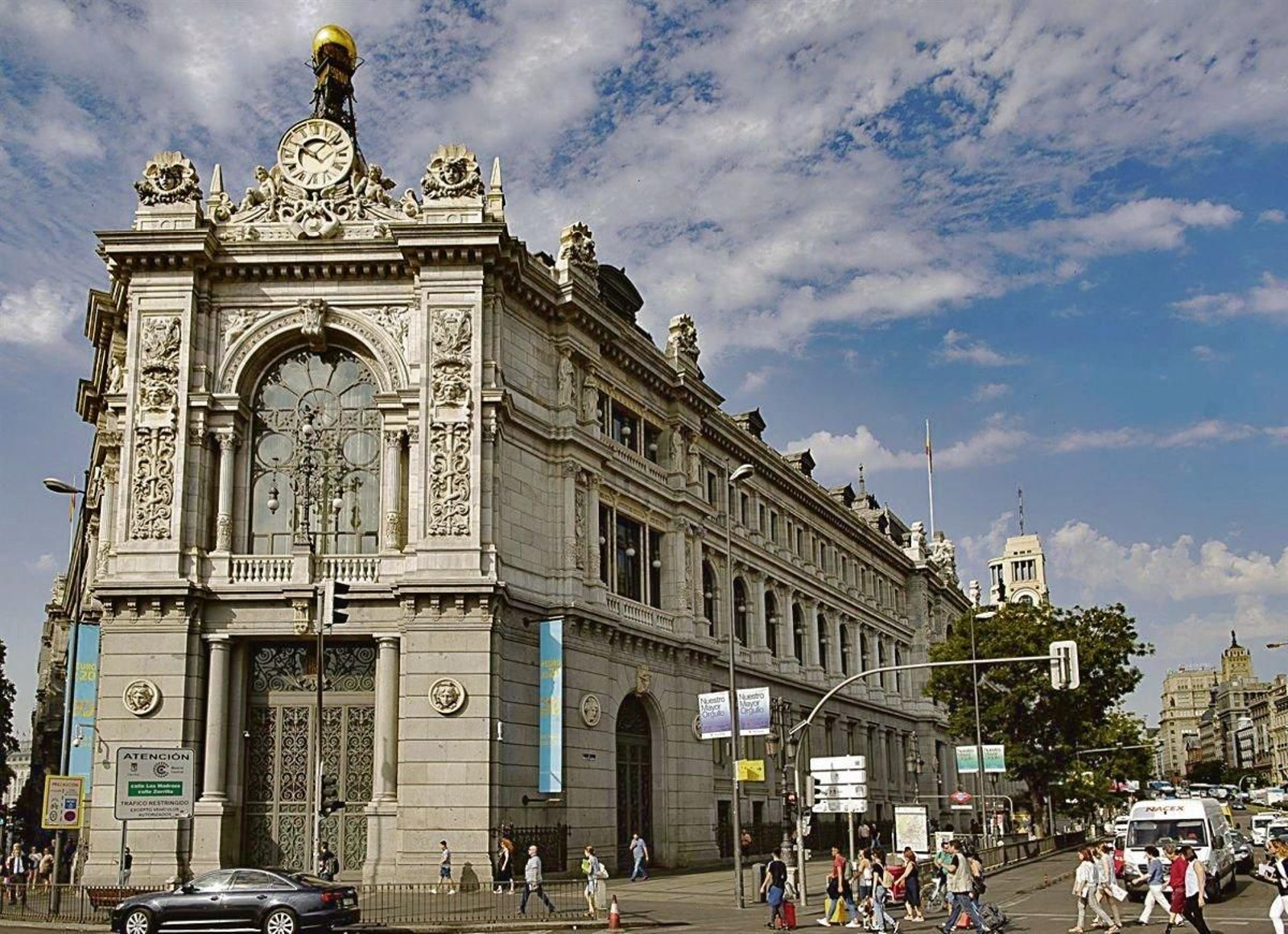 Fachada del edificio del Banco de España en Madrid.