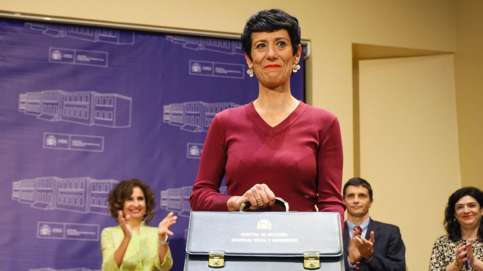 La ministra de Seguridad Social, Inclusión y Migraciones recibió la cartera de manos de Escrivá.