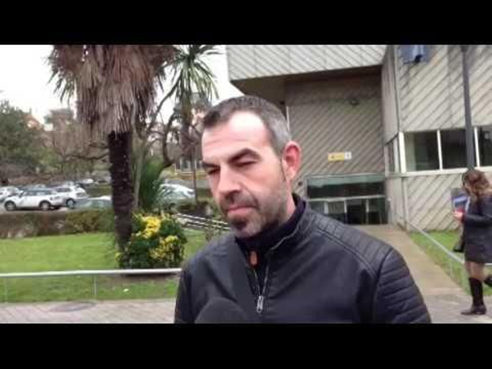 Carlos Pérez, policía presente en el suceso, cuenta su intervención ante el atrcador