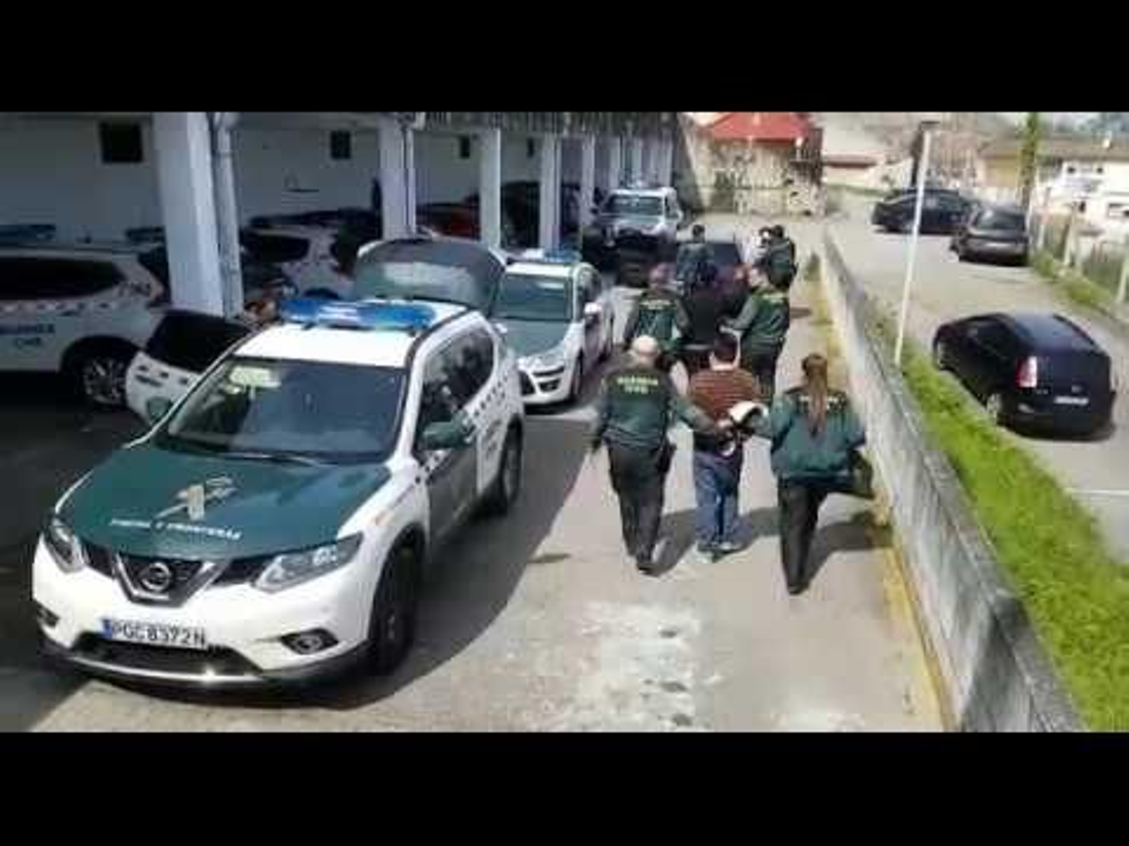 La Guardia Civil detiene en un control a cuatro individuos de nacionalidades croata e italiana acusa