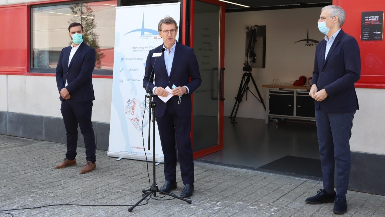 Feijoo visita la empresa Nort3d en el parque empresarial de Porto do Molle en Nigrán // Pablo F.