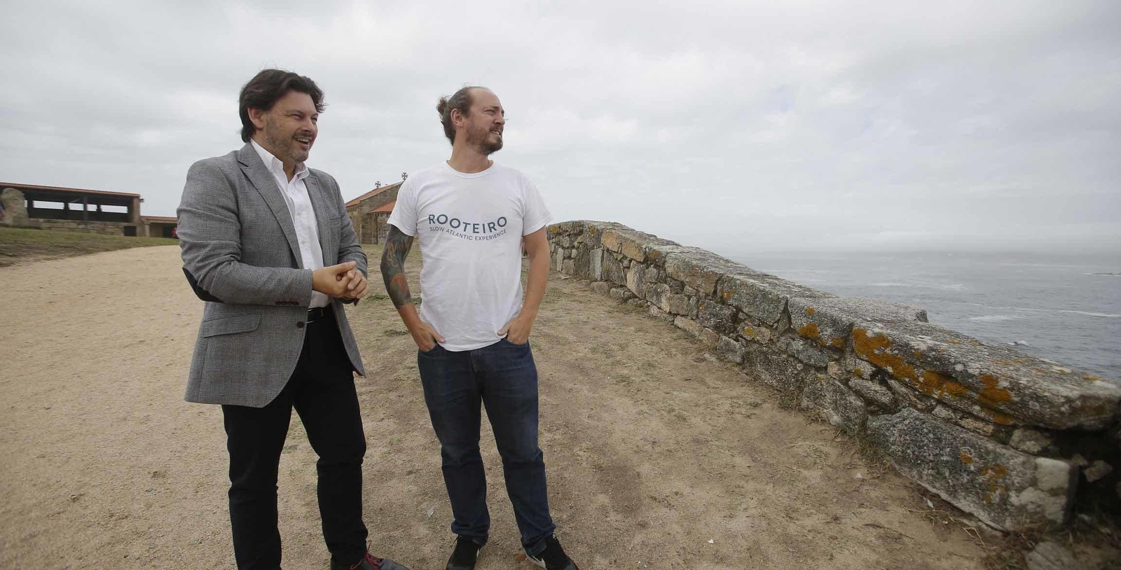 El secretario xeral da Emigración mantiene un encuentro con Andrés Rodiño Lis, retornado emprendedor que ha montado un negocio de promoción del patrimonio gallego a través de productos turísticos