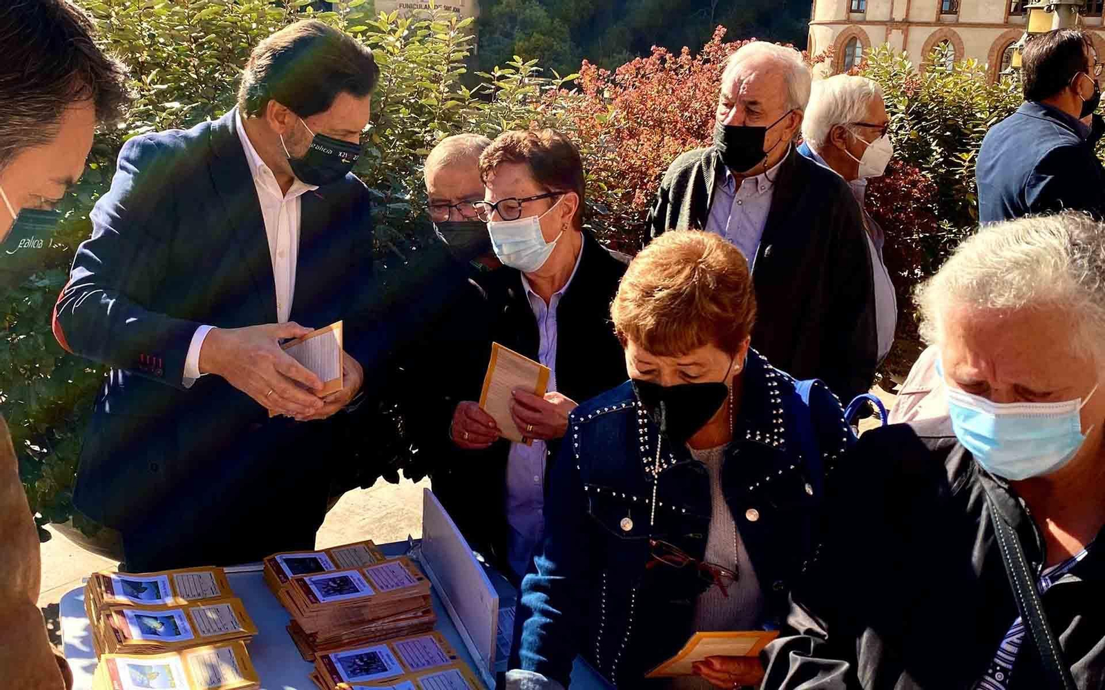 Miranda participa en los actos de la Unión de Asociacións Galegas de Catalunya en el Monasteiro de Montserrat (Barcelona) para la promoción del Año Santo Xacobeo
