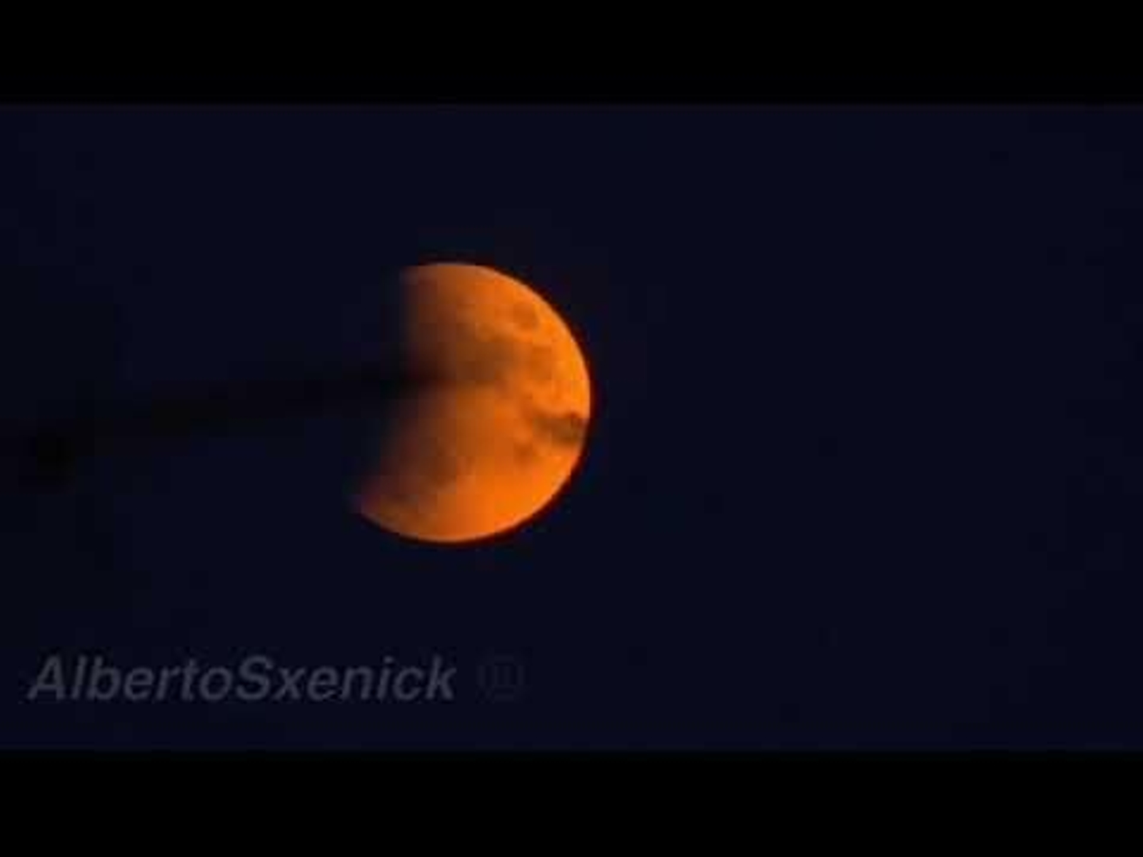 El espectacular eclipse lunar que se vio en todo el mundo