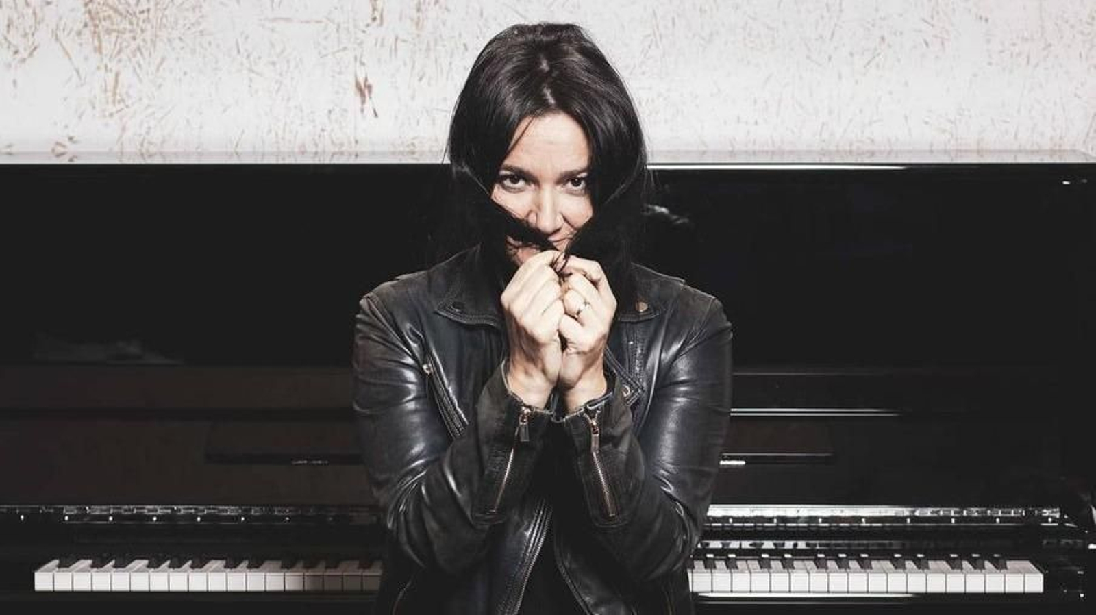 Guadi Galego saca o seu sexto disco en solitario.