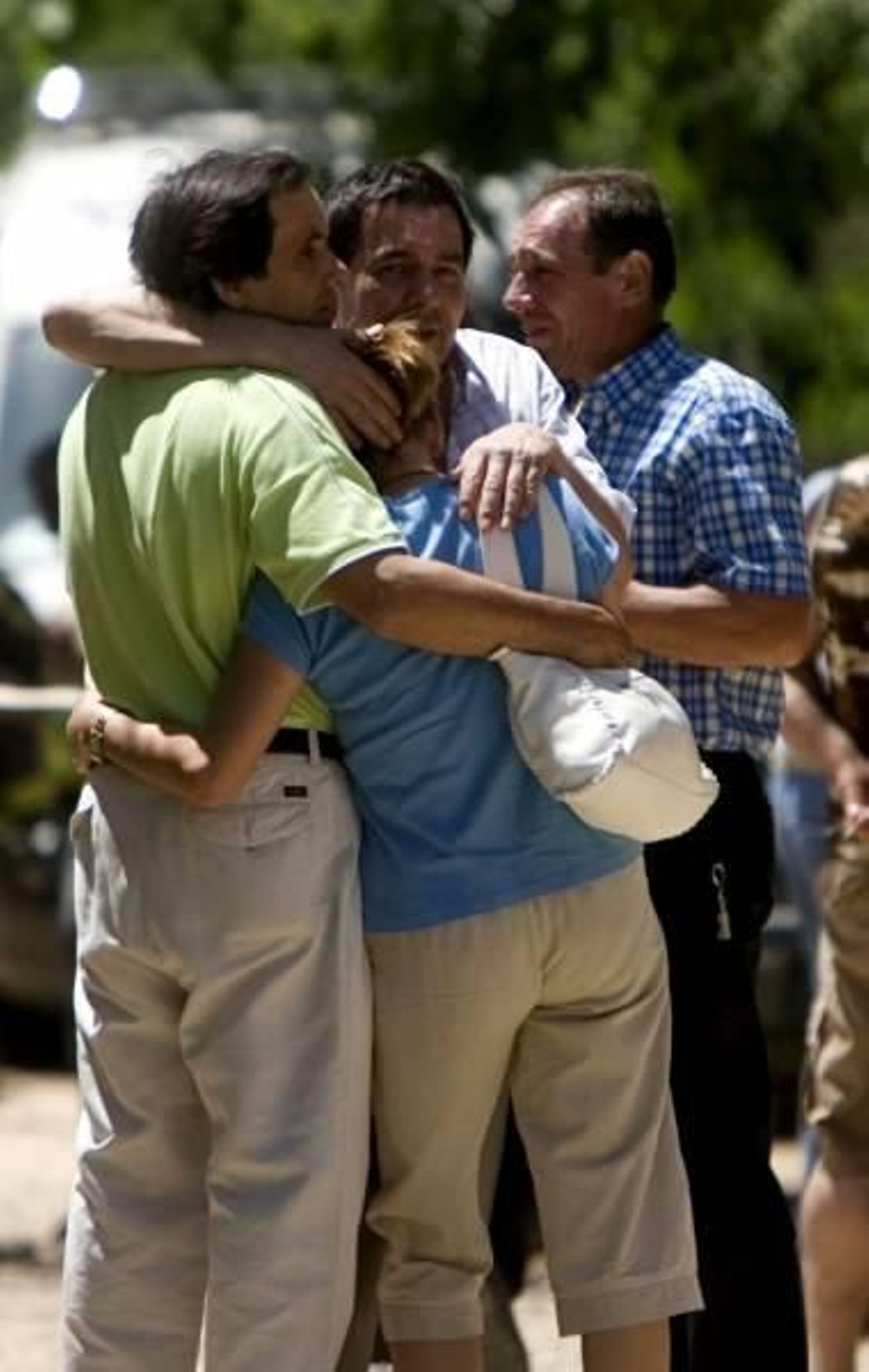 Familiares de las víctimas de la pirotecnia.