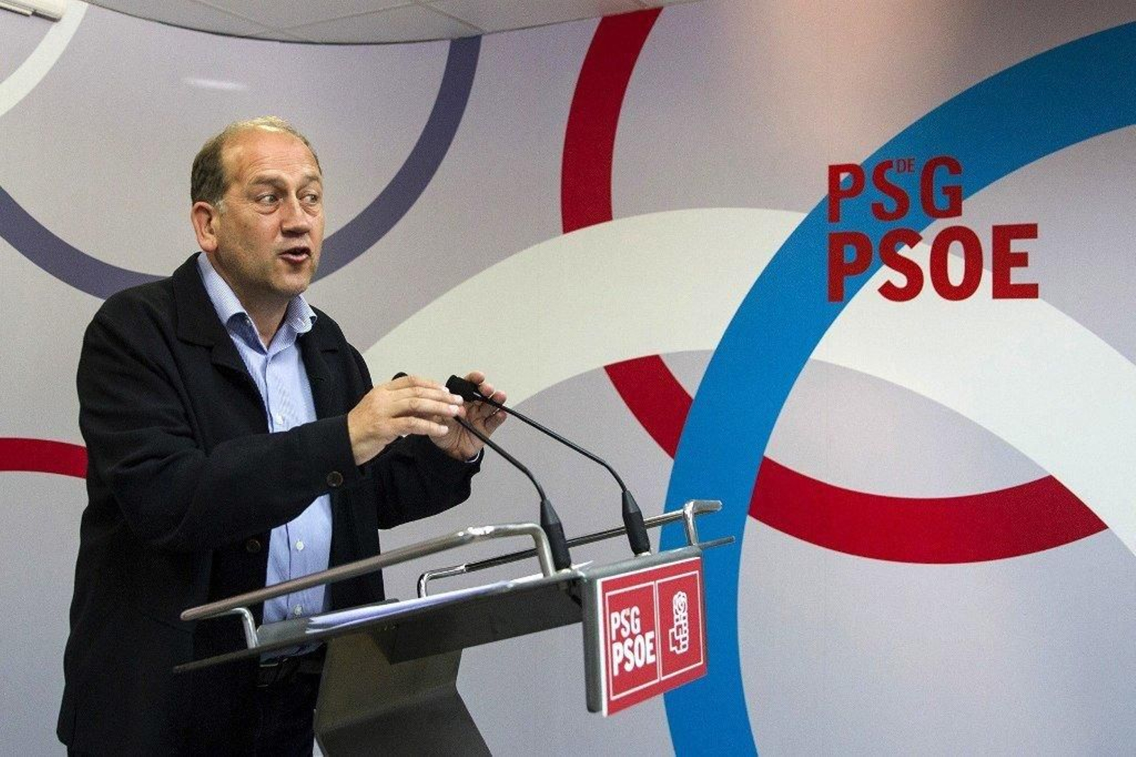 Fernández Leiceaga, durante la rueda de prensa en la sede del PSdeG, en Santiago.