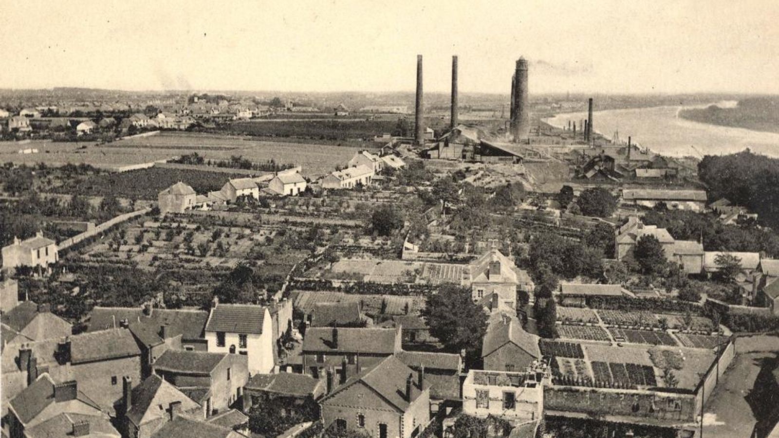 Las acerías de Couëron dieron trabajo a muchos españoles a inicios del Siglo XX