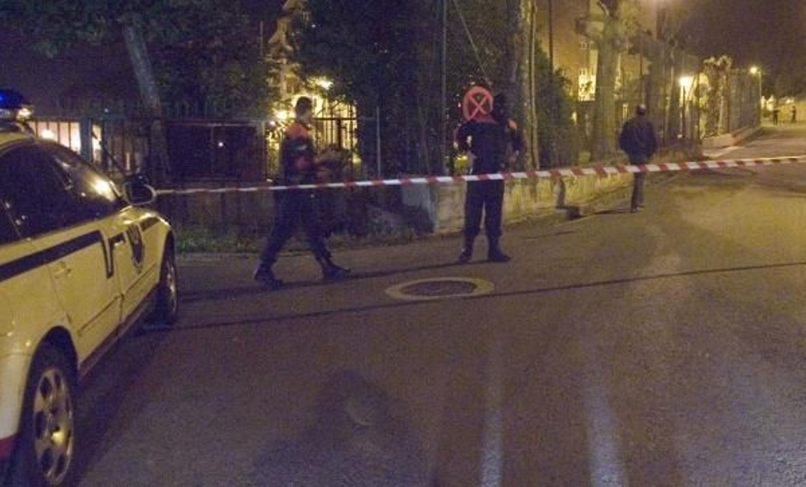 La Ertzaintza  analiza la zona del ataque.