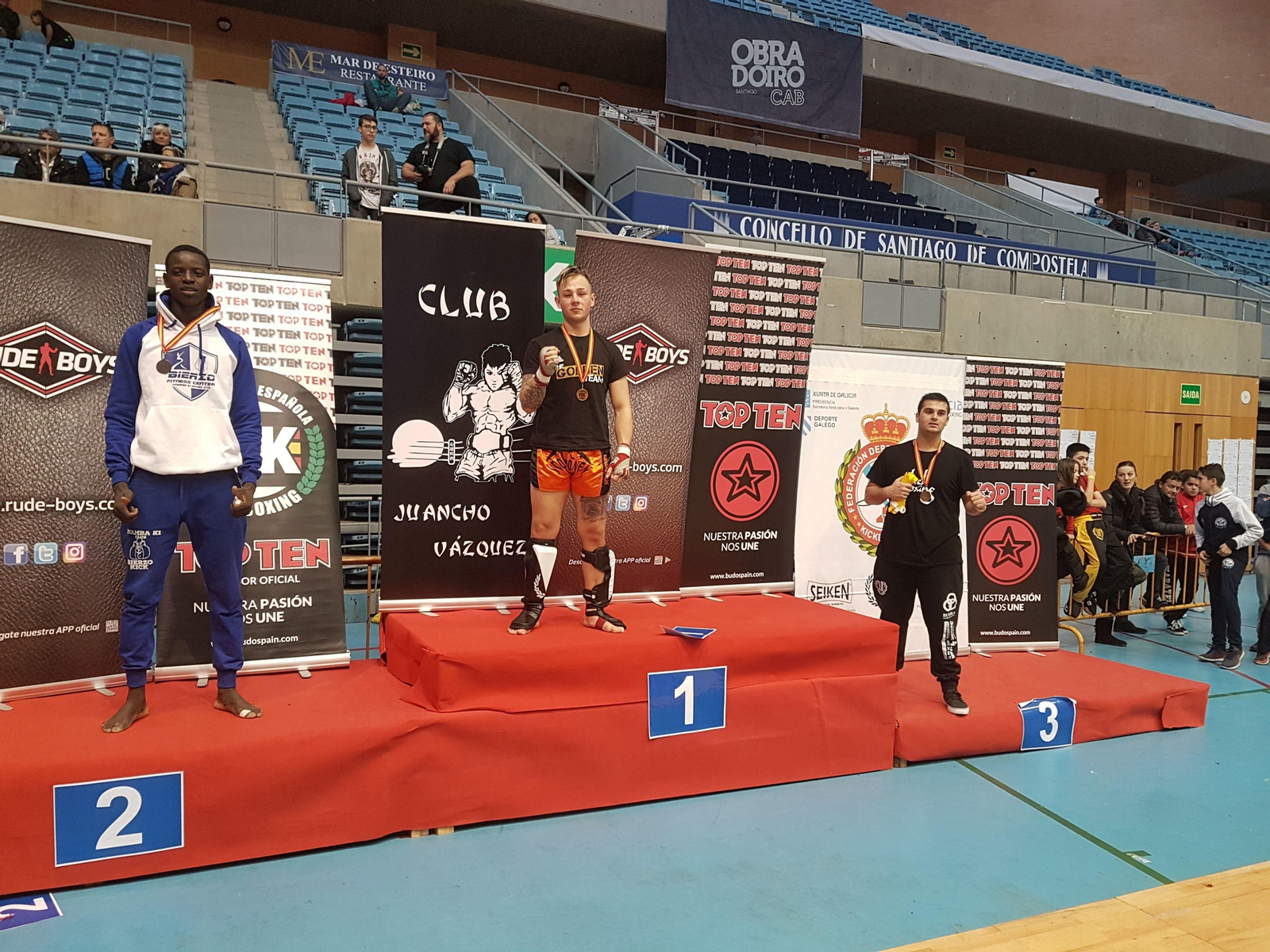 Alberto Loureiro se subió al primer cajón del podio en Santiago.