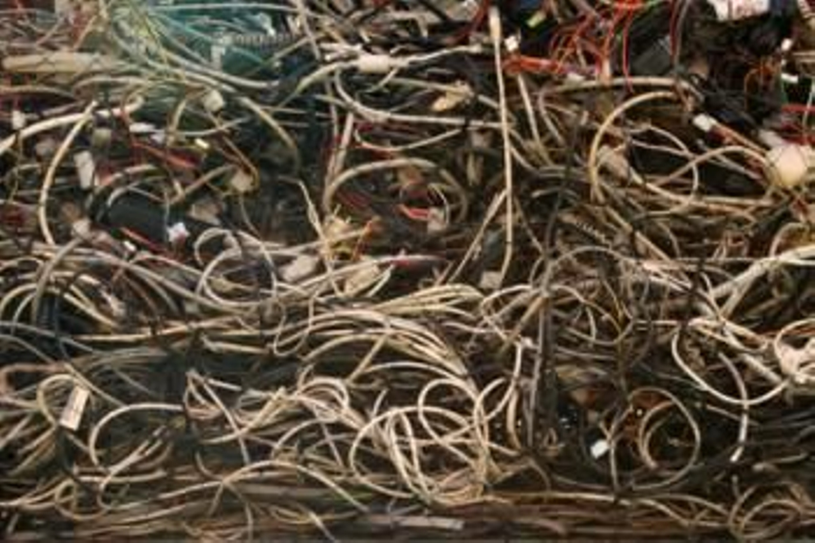 Maraña de cables. (Foto: Archivo)