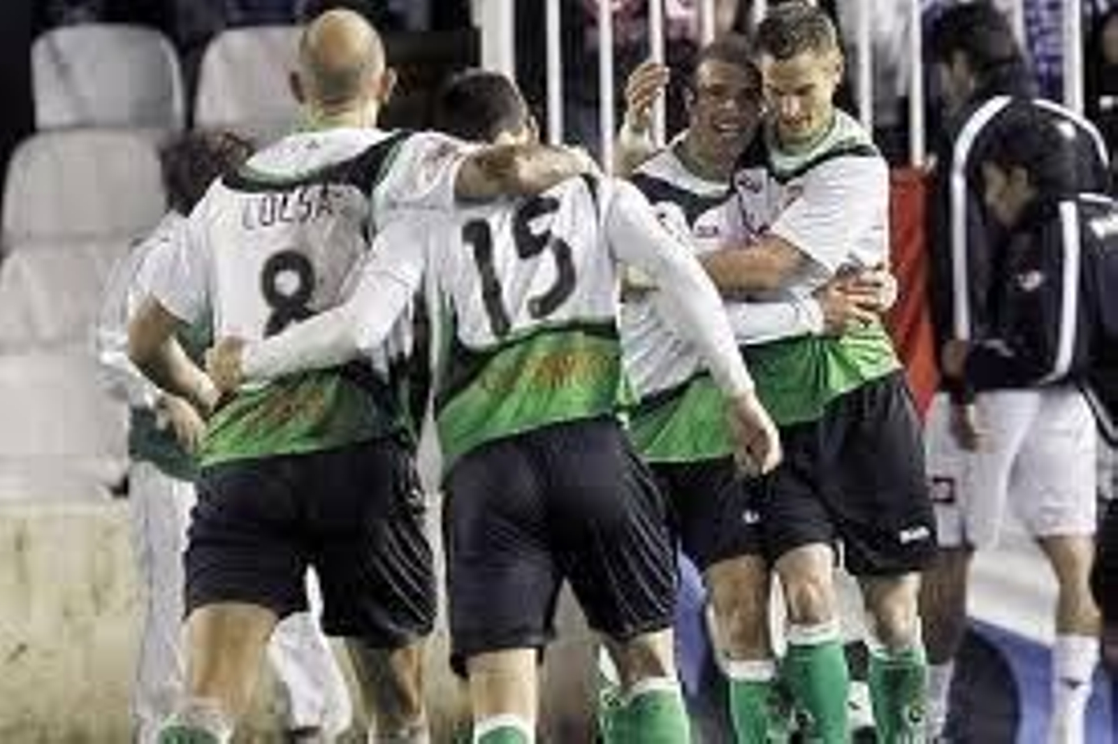 Jugadores del Racing de Santander (Foto: EFE)