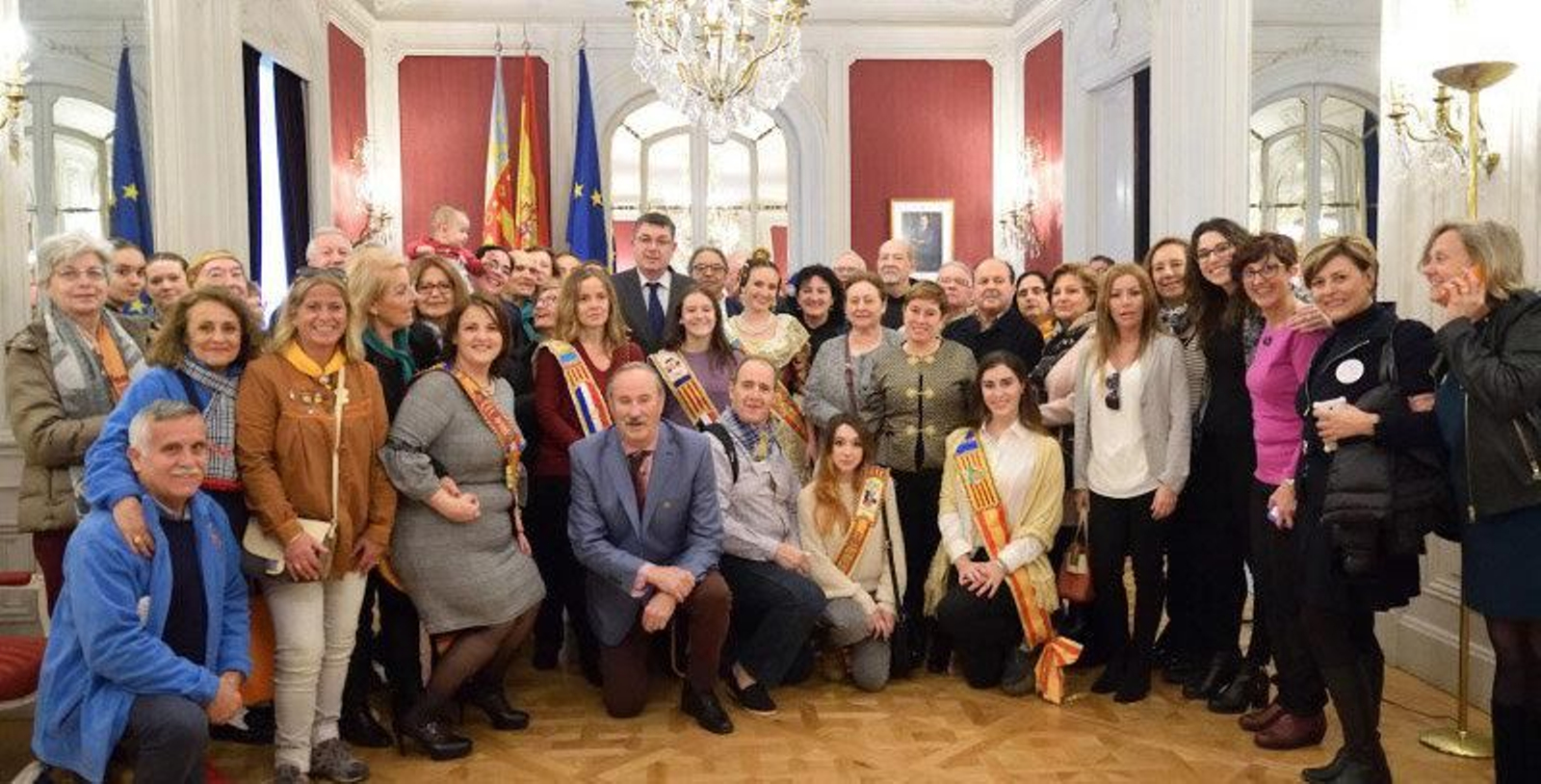 representantes_centros_valencianos_exterior_visitan_valencia_durante_fallas