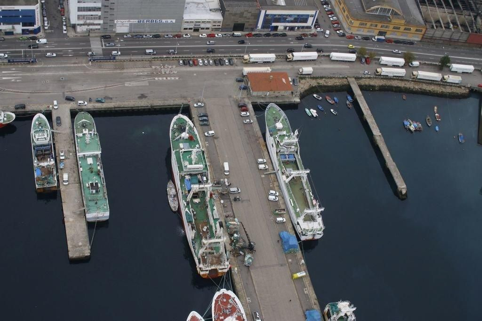 El Gobierno español espera que los barcos puedan volver a faenar en Marruecos antes del verano.