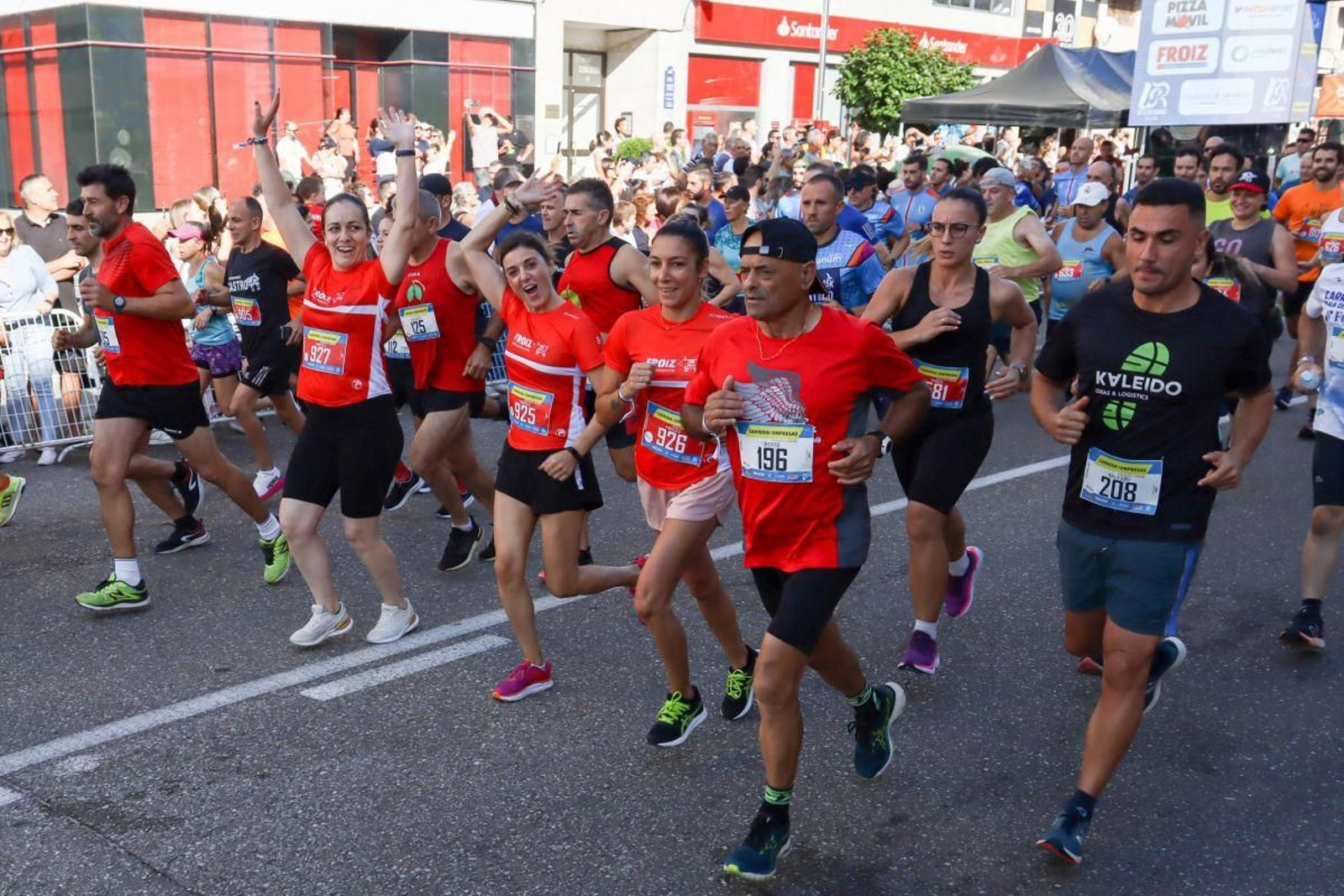 Los participantes compitieron de manera individual o por equipos formados en las distintas empresas.