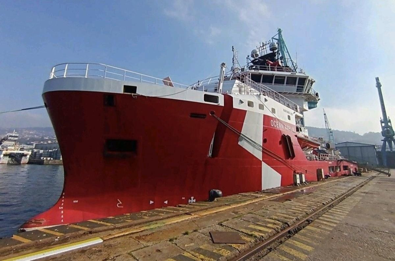 El buque 'Ocean Marlin' en el astillero Metalships en Teis.