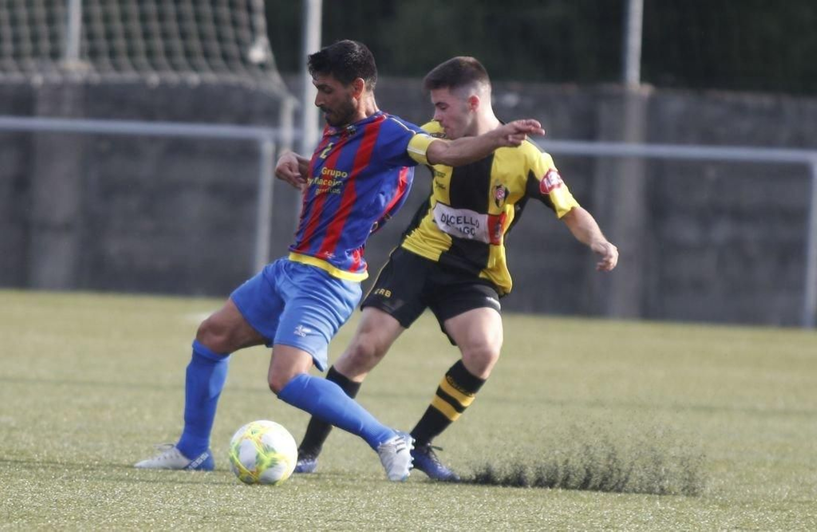 El Pontellas afrontará una eliminatoria copera con premio gordo.