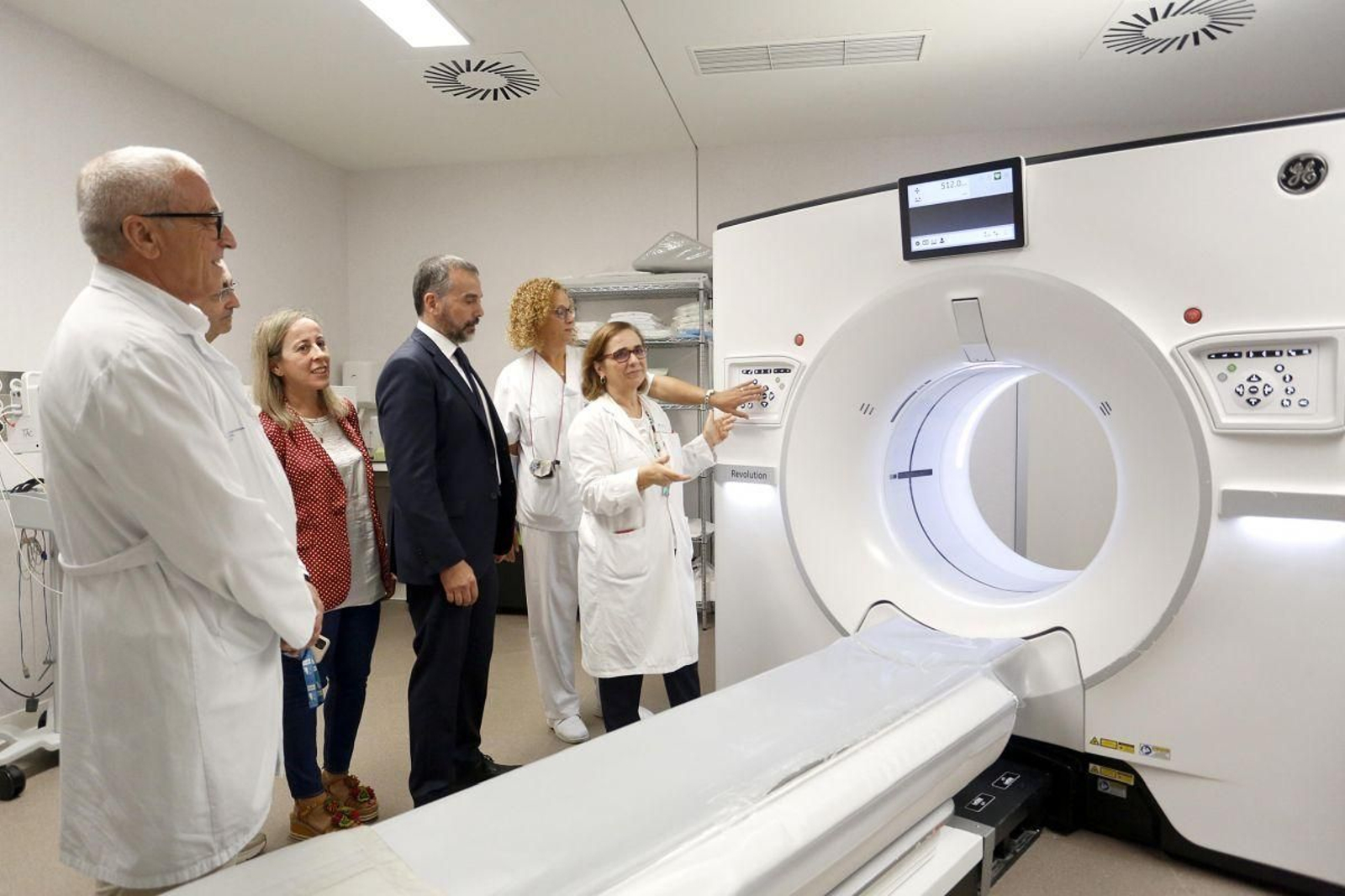 El director xeral de Asistencia Sanitaria, Jorge Aboal, en el Cunqueiro.