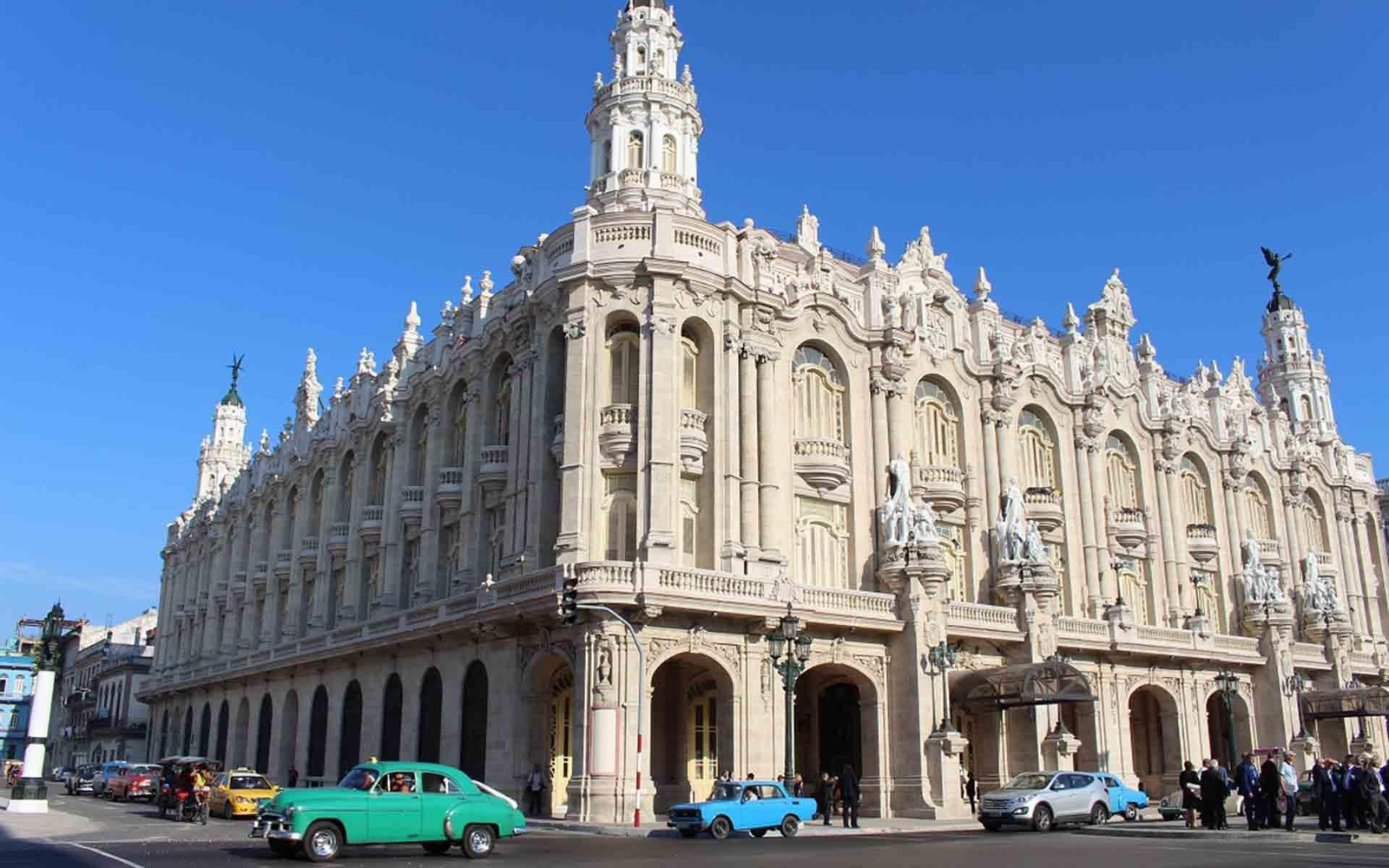 En la imagen, el antiguo palacio del Centro Gallego de La Habana