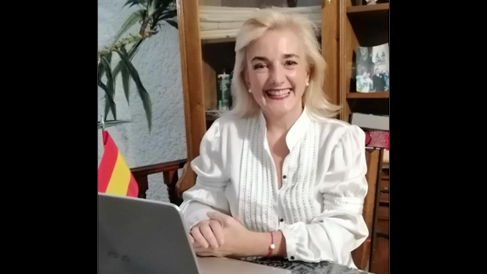 Mª del Carmen de Benito Apaolaza, consejera en el CGCEE por México