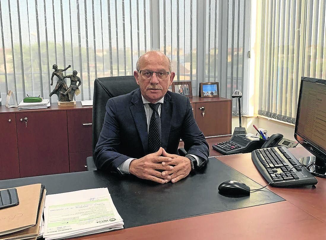 Manuel Falque, gerente de Limpiezas CIES, empresa que destaca por la calidad de sus servicios