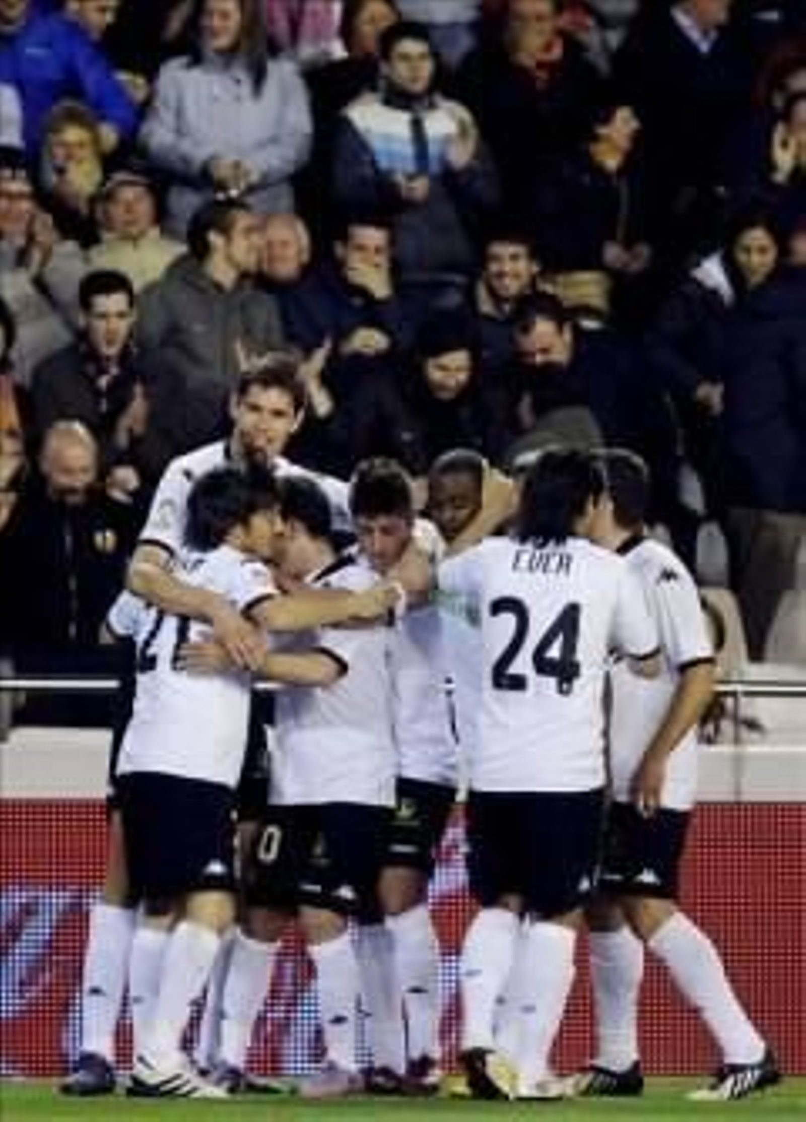 El Valencia recibe al Bayer Leverkusen (Foto: Archivo EFE)