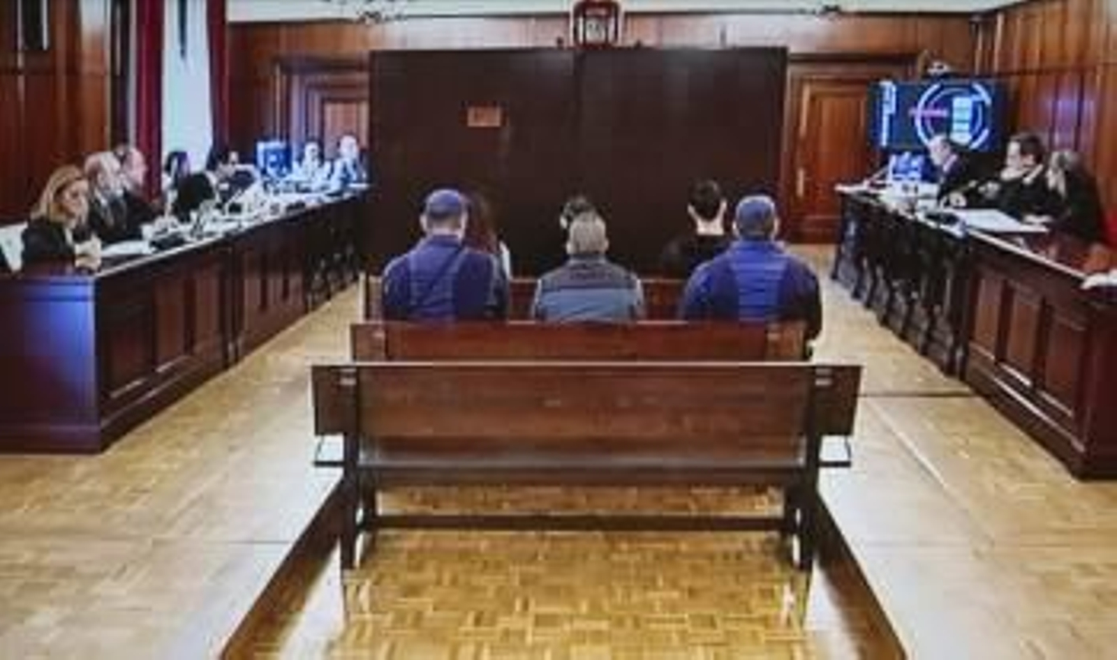 Imagen de la Audiencia de Sevilla donde continúa el juicio por la muerte de Marta del Castillo. (Foto: JOSE MANUEL VIDAL)