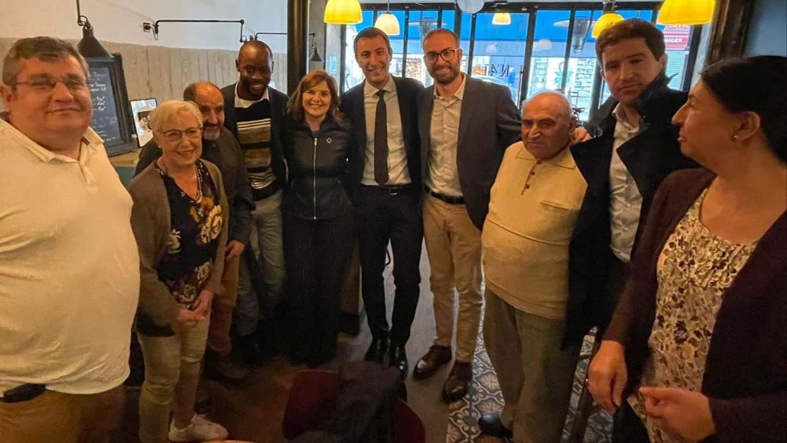 Encuentro entre los socialistas de París y Pilar Cancela, secretaria de Estado de Cooperación Internacional y responsable de política exterior en el PSOE