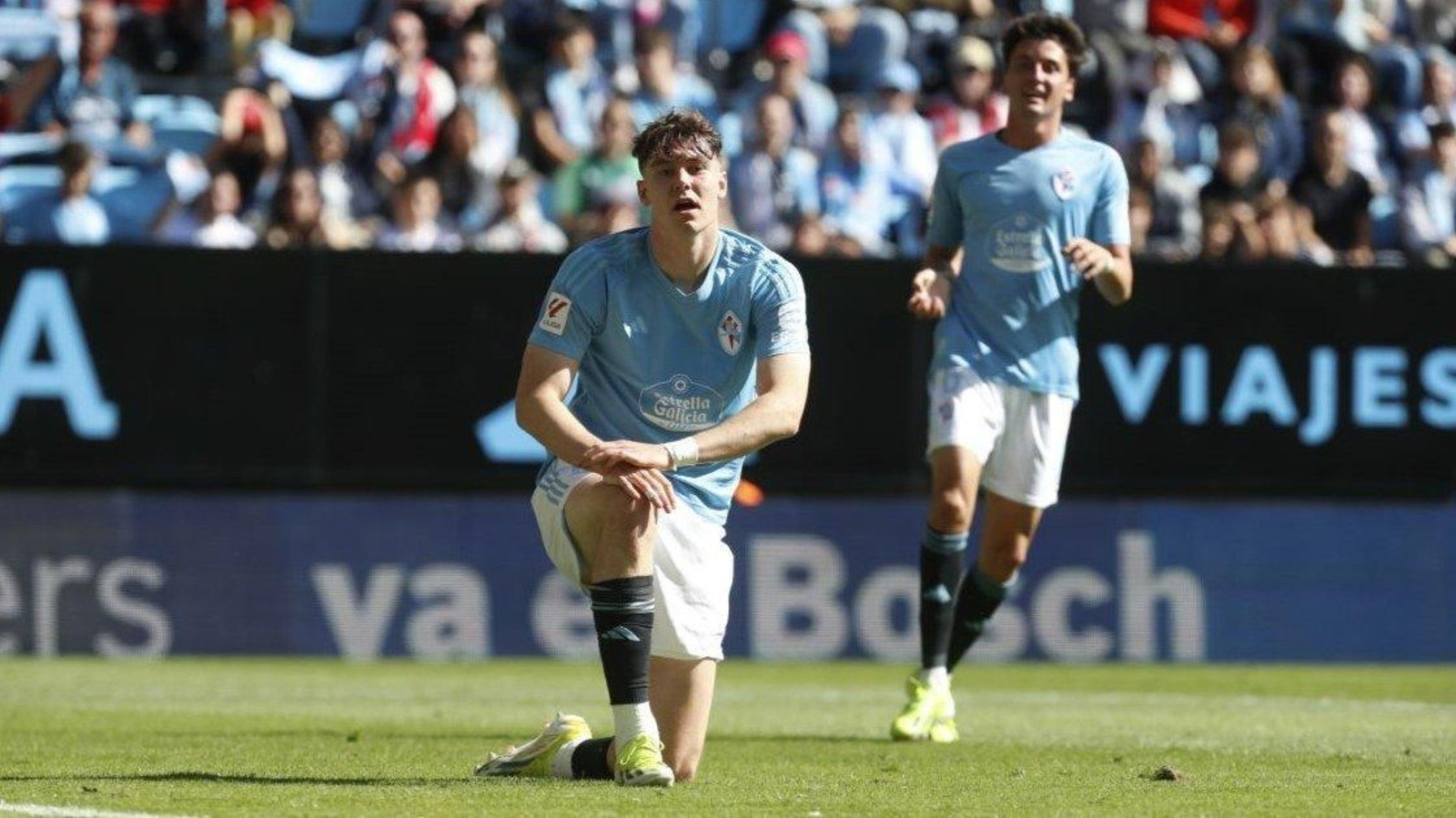 Jorgen Strand Larsen merece mención aparte, con sus seis balones al palo, el máximo del curso.