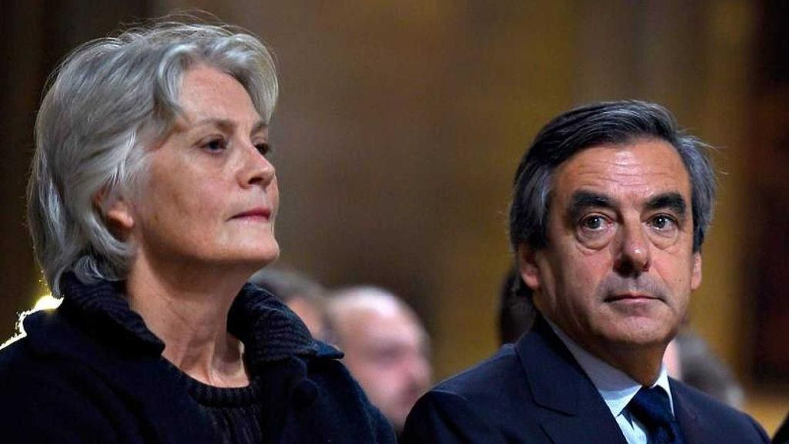 El matrimonio formado por Penélope y François Fillon se sientan en el banquillo de los acusados.
