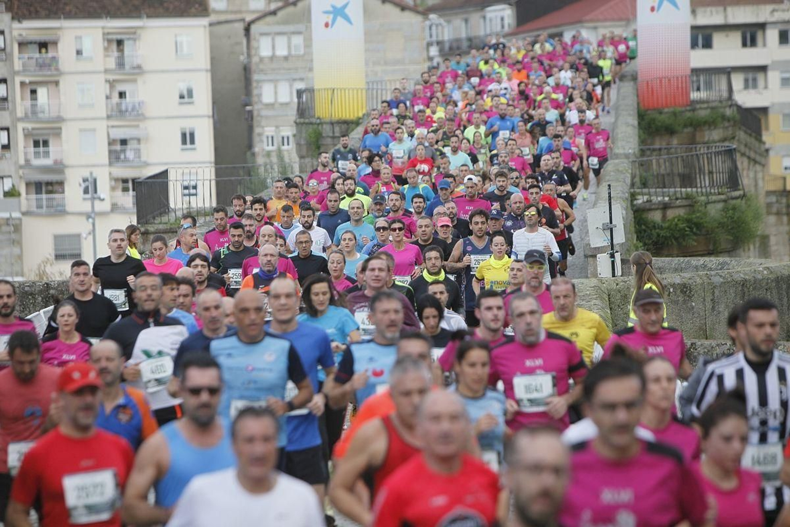 Unas nueve mil personas participaron en esta edición de la San Martiño entre todas las categorías.