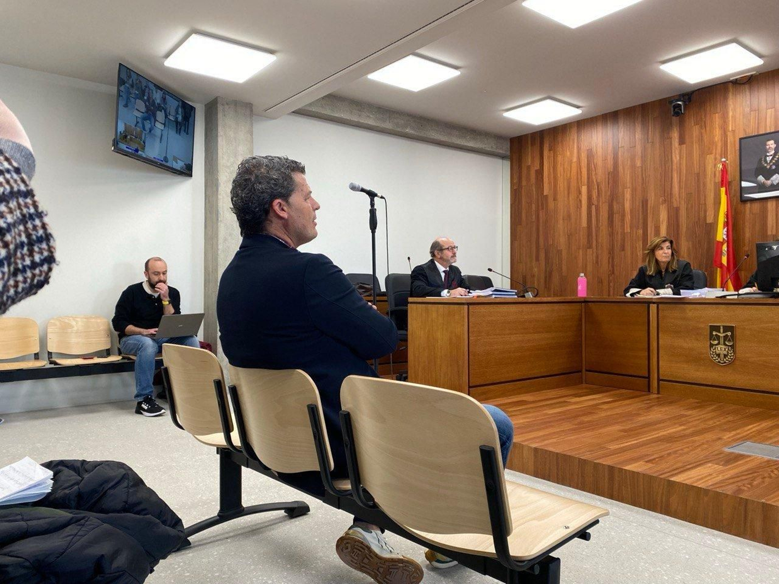 Gómez, solo en el banquillo en la última sesión del juicio en Vigo.