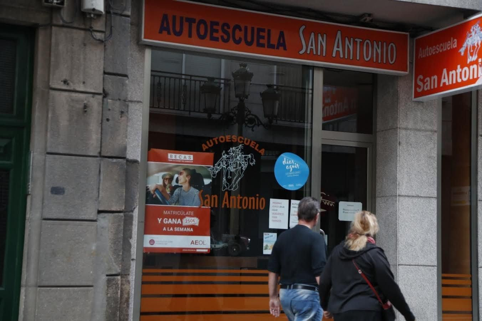 Una de las autoescuelas de Vigo.