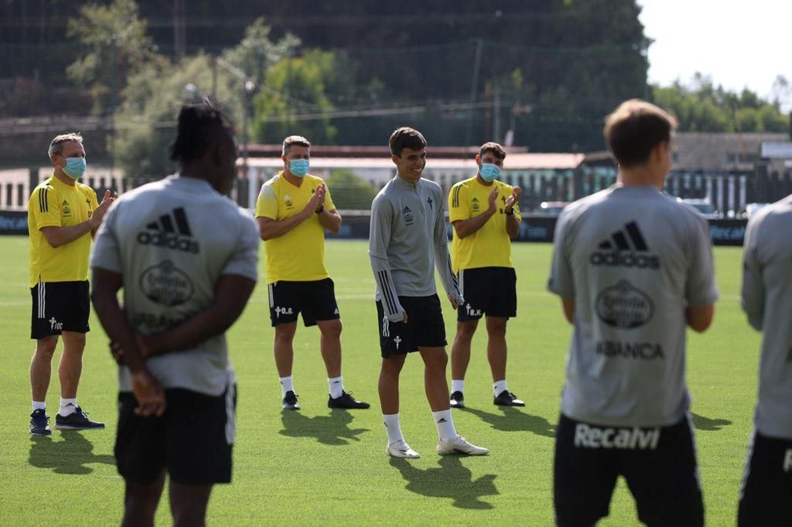 Gabri Veiga, aplaudido ayer.