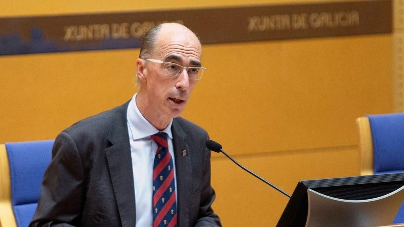 El conselleiro de Sanidad de la Xunta de Galicia, Jesús Vázquez Almuiña.
