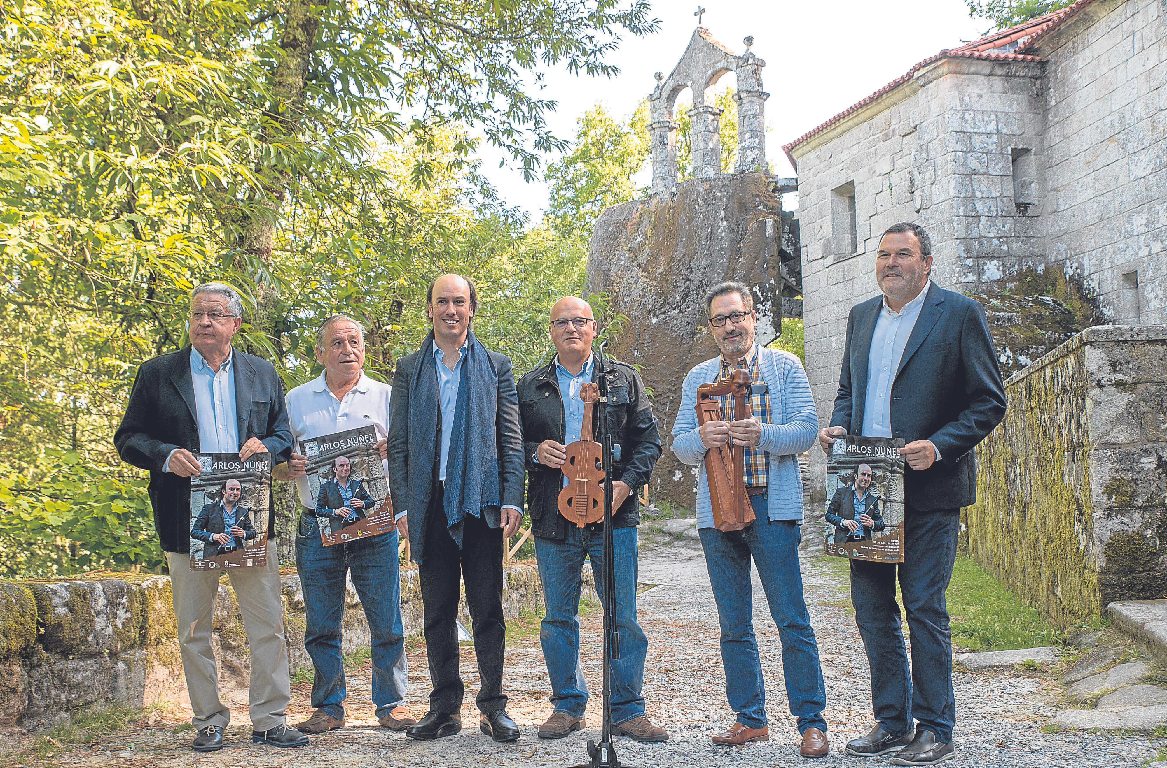 Valladares, Antonio Rodríguez, Carlos Núñez, Manuel Baltar, Manuel Brañas y César Parente, en la presentación.