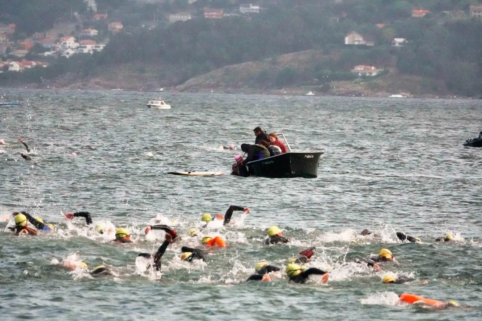 Triatlón Desafío Islas Cíes. // Vicente Alonso